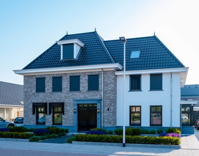 dutch-suburban-area-with-modern-family-houses-new-2022-08-13-21-32-10-utc-e1662385824290.jpg